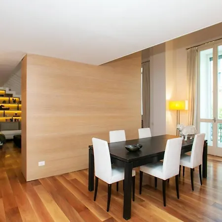 3br San Babila District - What'app - 0039-3512-039-610 - For Reservations! 아파트
