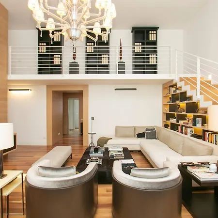 아파트 3br San Babila District - What'app - 0039-3512-039-610 - For Reservations! *