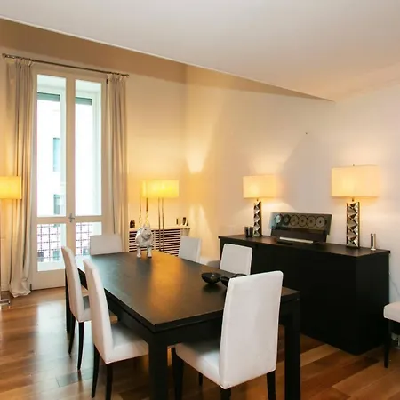 아파트 3br San Babila District - What'app - 0039-3512-039-610 - For Reservations! *